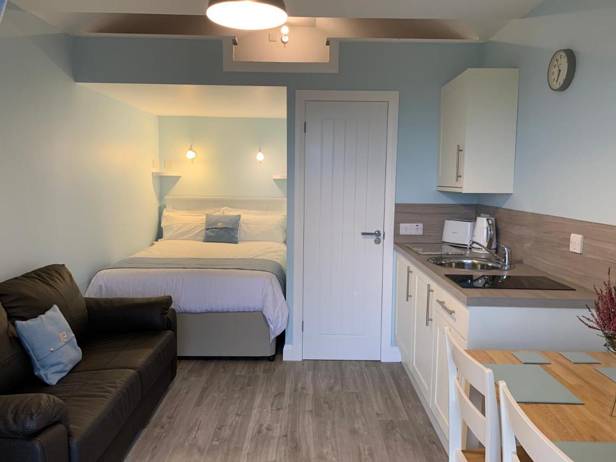 Hebridean Holiday Cabins Breasclete Eksteriør bilde